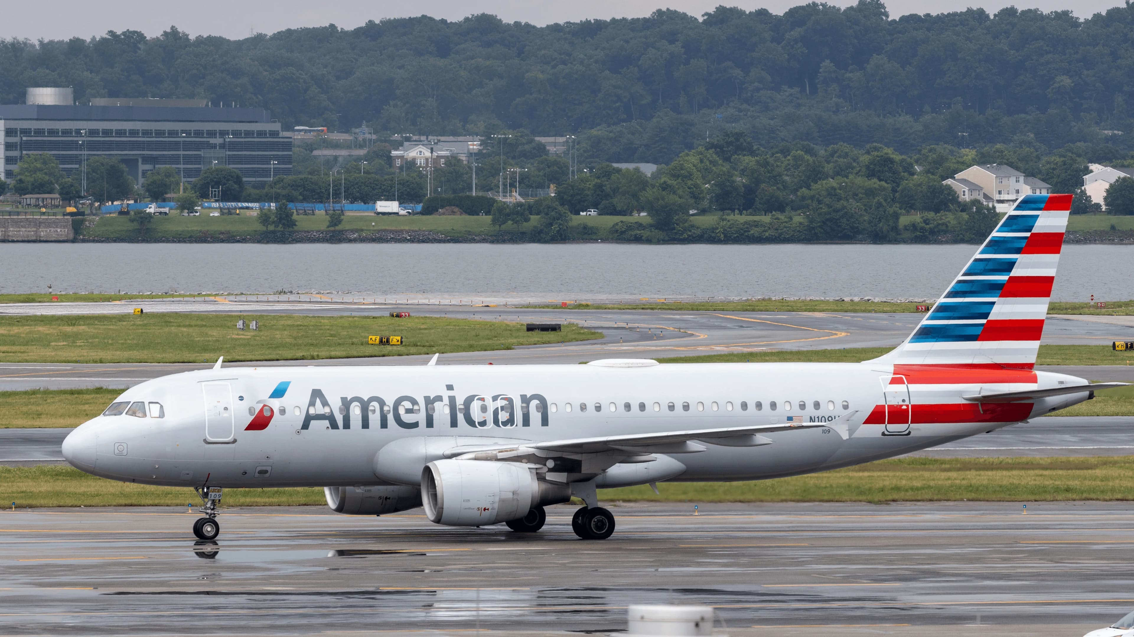 American Airlines A320 Seat Guide (2026)