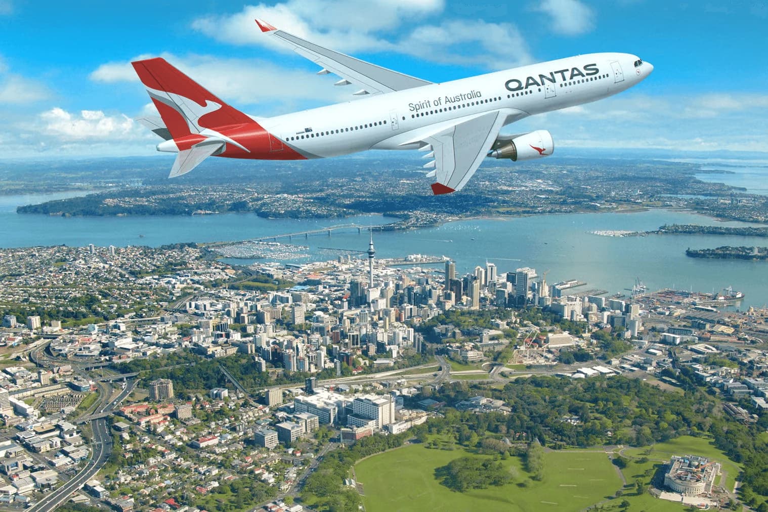 Qantas Airbus A330-200: Business Suite Intelligence & Domestic Long-Haul Guide