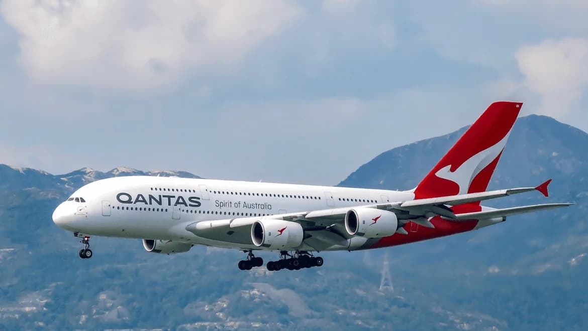 Qantas Airbus A380-800: Refurbished Cabin Intelligence & Seat Guide