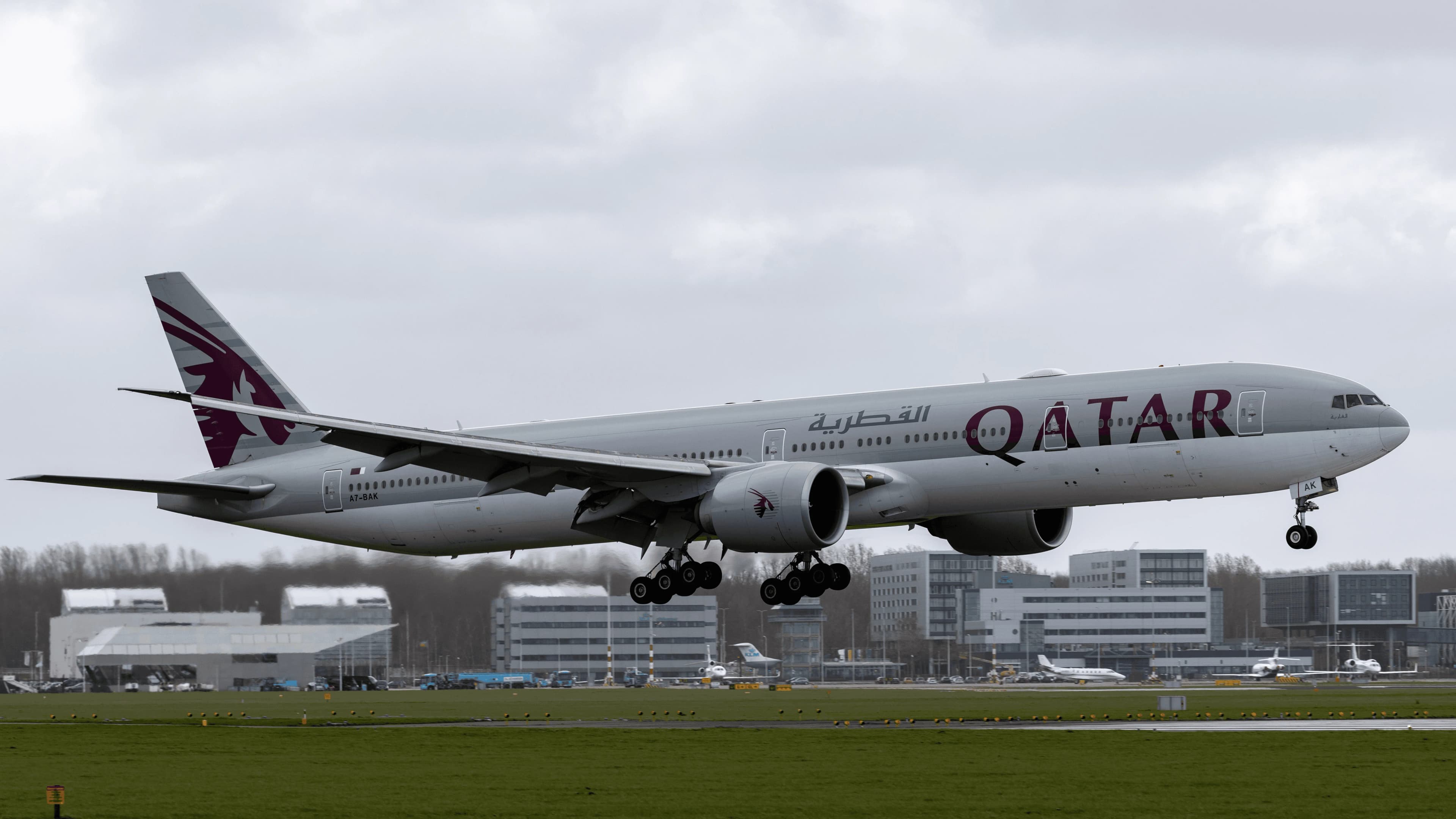 Qatar Airways Boeing 777-300ER Seat Guide (2026)