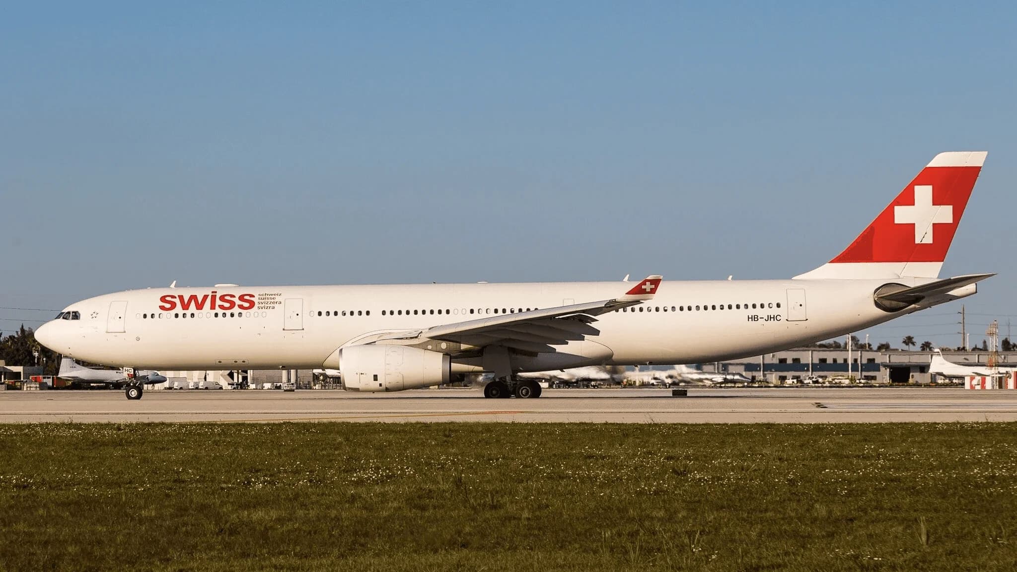 SWISS Airbus A330-300: Business Class Intelligence & Zurich Hub Guide